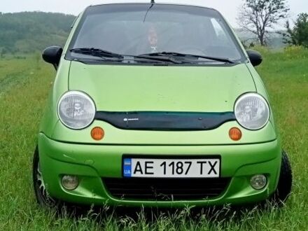 Деу Матіз 2007 у Новомосковске на Automoto.ua Зелений Деу Матіз, об'ємом двигуна 0.8 л та пробігом 115 тис. км за 2000 $, фото 1 на Automoto.ua