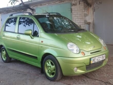 Деу Матіз 2007 у Кривому Розі на Automoto.ua Зелений Деу Матіз, об'ємом двигуна 0.8 л та пробігом 200 тис. км за 1800 $, фото 1 на Automoto.ua