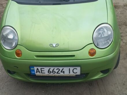 Деу Матіз 2008 у Дніпро (Дніпропетровську) на Automoto.ua Зелений Деу Матіз, об'ємом двигуна 0.8 л та пробігом 150 тис. км за 2200 $, фото 1 на Automoto.ua