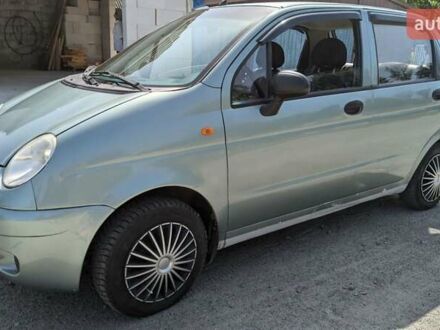 Зеленый Дэу Матиз, объемом двигателя 0.8 л и пробегом 100 тыс. км за 2400 $, фото 1 на Automoto.ua