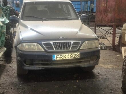 Синий Дэу Муссо, объемом двигателя 0 л и пробегом 300 тыс. км за 1500 $, фото 1 на Automoto.ua