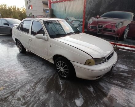 Деу Нексія 1996 у Дніпро (Дніпропетровську) на Automoto.ua Білий Деу Нексія, об'ємом двигуна 1.5 л та пробігом 300 тис. км за 699 $, фото 1 на Automoto.ua
