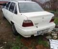 Белый Дэу Нексия, объемом двигателя 1.5 л и пробегом 350 тыс. км за 1505 $, фото 1 на Automoto.ua