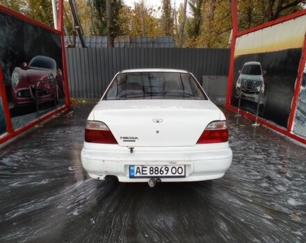 Деу Нексія 1996 у Дніпро (Дніпропетровську) на Automoto.ua Білий Деу Нексія, об'ємом двигуна 1.5 л та пробігом 300 тис. км за 699 $, фото 2 на Automoto.ua