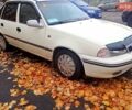 Белый Дэу Нексия, объемом двигателя 1.5 л и пробегом 325 тыс. км за 1500 $, фото 4 на Automoto.ua