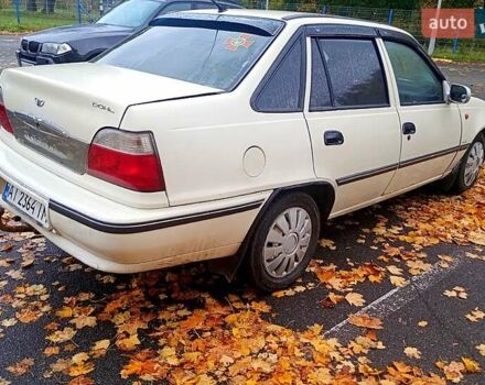 Белый Дэу Нексия, объемом двигателя 1.5 л и пробегом 325 тыс. км за 1500 $, фото 1 на Automoto.ua