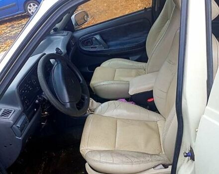 Белый Дэу Нексия, объемом двигателя 1.5 л и пробегом 325 тыс. км за 1500 $, фото 5 на Automoto.ua