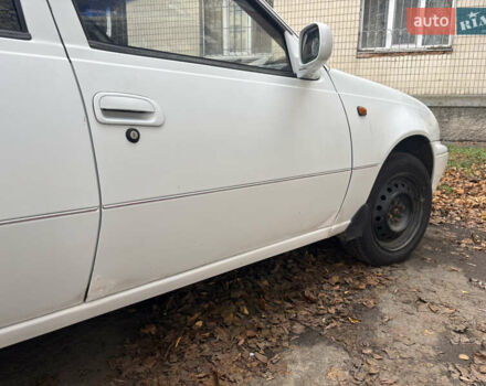 Белый Дэу Нексия, объемом двигателя 1.5 л и пробегом 249 тыс. км за 1600 $, фото 9 на Automoto.ua
