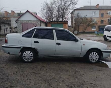 Белый Дэу Нексия, объемом двигателя 1.5 л и пробегом 340 тыс. км за 1350 $, фото 6 на Automoto.ua