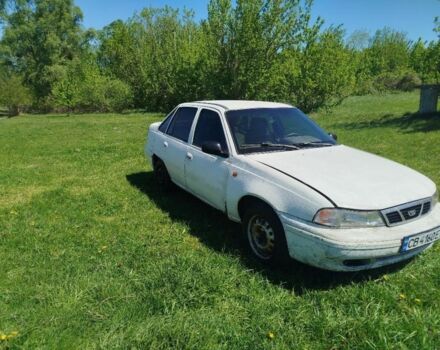 Белый Дэу Нексия, объемом двигателя 1.5 л и пробегом 99 тыс. км за 600 $, фото 1 на Automoto.ua