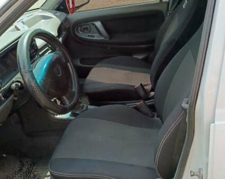 Белый Дэу Нексия, объемом двигателя 1.5 л и пробегом 229 тыс. км за 2500 $, фото 9 на Automoto.ua