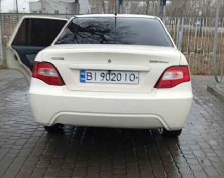 Белый Дэу Нексия, объемом двигателя 1.5 л и пробегом 111 тыс. км за 2200 $, фото 6 на Automoto.ua