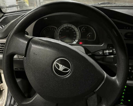 Белый Дэу Нексия, объемом двигателя 1.5 л и пробегом 100 тыс. км за 1750 $, фото 10 на Automoto.ua