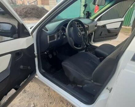 Белый Дэу Нексия, объемом двигателя 1.5 л и пробегом 104 тыс. км за 2700 $, фото 5 на Automoto.ua