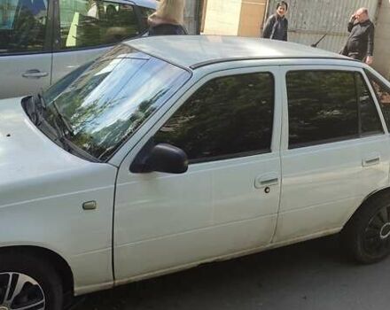 Белый Дэу Нексия, объемом двигателя 1.5 л и пробегом 233 тыс. км за 1600 $, фото 5 на Automoto.ua