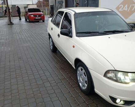 Белый Дэу Нексия, объемом двигателя 1.5 л и пробегом 111 тыс. км за 2200 $, фото 1 на Automoto.ua