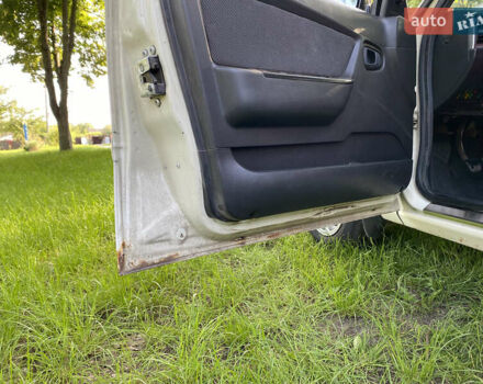 Білий Деу Нексія, об'ємом двигуна 1.6 л та пробігом 210 тис. км за 2300 $, фото 11 на Automoto.ua