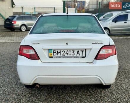 Белый Дэу Нексия, объемом двигателя 1.5 л и пробегом 209 тыс. км за 2399 $, фото 11 на Automoto.ua