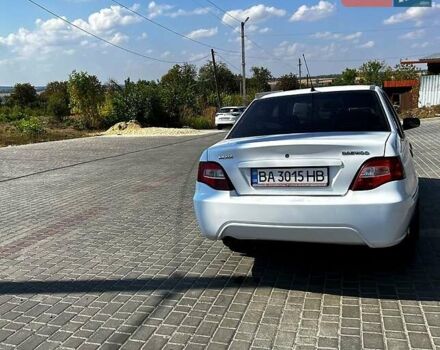 Белый Дэу Нексия, объемом двигателя 1.5 л и пробегом 132 тыс. км за 3000 $, фото 2 на Automoto.ua