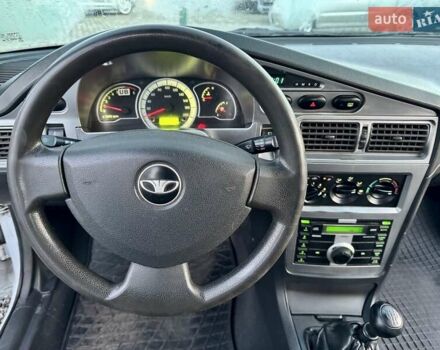 Белый Дэу Нексия, объемом двигателя 1.5 л и пробегом 209 тыс. км за 2399 $, фото 35 на Automoto.ua