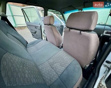 Белый Дэу Нексия, объемом двигателя 1.5 л и пробегом 209 тыс. км за 2399 $, фото 27 на Automoto.ua