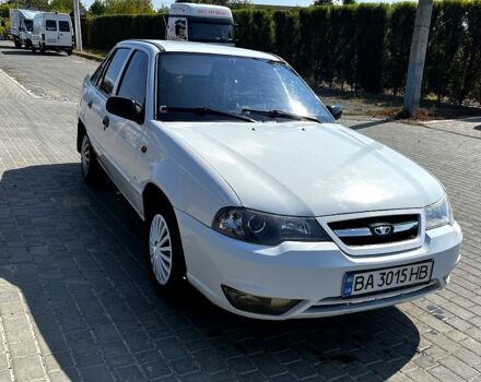 Білий Деу Нексія, об'ємом двигуна 1.5 л та пробігом 132 тис. км за 3000 $, фото 1 на Automoto.ua