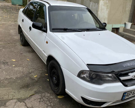 Белый Дэу Нексия, объемом двигателя 1.5 л и пробегом 280 тыс. км за 2200 $, фото 5 на Automoto.ua
