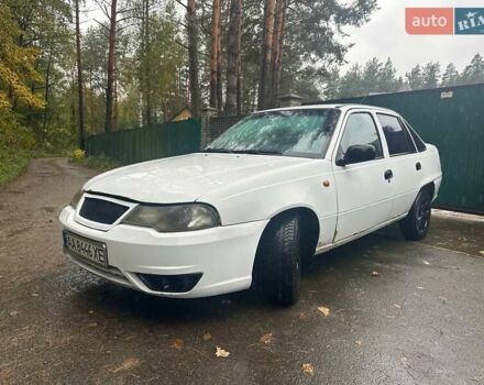 Білий Деу Нексія, об'ємом двигуна 1.6 л та пробігом 180 тис. км за 1200 $, фото 6 на Automoto.ua