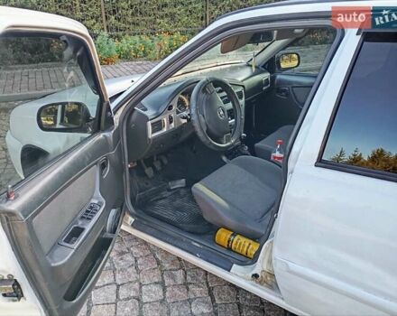 Білий Деу Нексія, об'ємом двигуна 1.5 л та пробігом 300 тис. км за 1650 $, фото 3 на Automoto.ua