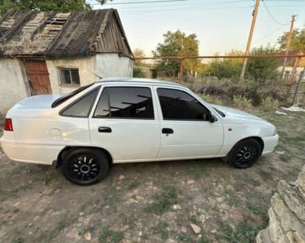 Білий Деу Нексія, об'ємом двигуна 1.6 л та пробігом 170 тис. км за 1700 $, фото 5 на Automoto.ua