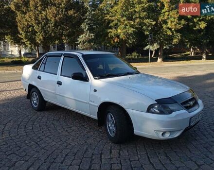 Білий Деу Нексія, об'ємом двигуна 1.5 л та пробігом 300 тис. км за 1650 $, фото 8 на Automoto.ua