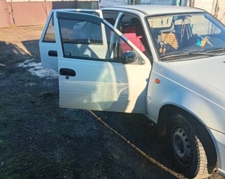 Белый Дэу Нексия, объемом двигателя 1.6 л и пробегом 137 тыс. км за 2558 $, фото 8 на Automoto.ua