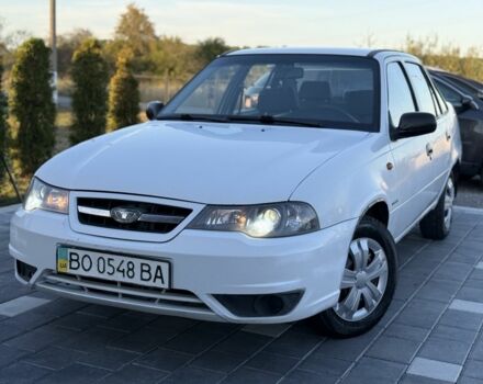Белый Дэу Нексия, объемом двигателя 1.6 л и пробегом 200 тыс. км за 1550 $, фото 1 на Automoto.ua