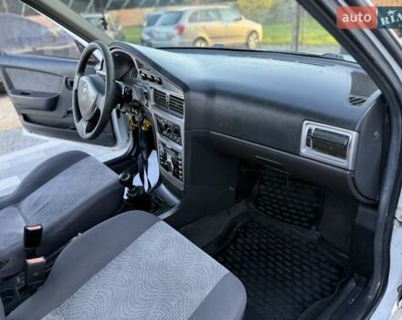 Белый Дэу Нексия, объемом двигателя 1.6 л и пробегом 150 тыс. км за 1650 $, фото 40 на Automoto.ua
