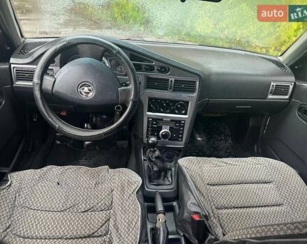 Білий Деу Нексія, об'ємом двигуна 1.6 л та пробігом 180 тис. км за 1200 $, фото 10 на Automoto.ua