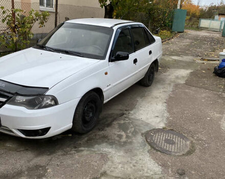 Белый Дэу Нексия, объемом двигателя 1.5 л и пробегом 280 тыс. км за 2200 $, фото 6 на Automoto.ua