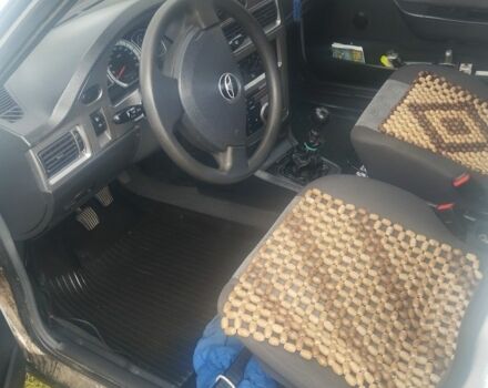 Белый Дэу Нексия, объемом двигателя 1.6 л и пробегом 137 тыс. км за 2558 $, фото 2 на Automoto.ua