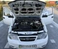 Белый Дэу Нексия, объемом двигателя 1.6 л и пробегом 150 тыс. км за 1650 $, фото 49 на Automoto.ua