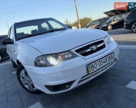 Белый Дэу Нексия, объемом двигателя 1.6 л и пробегом 150 тыс. км за 1650 $, фото 11 на Automoto.ua