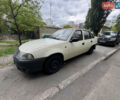 Белый Дэу Нексия, объемом двигателя 1.5 л и пробегом 148 тыс. км за 1600 $, фото 2 на Automoto.ua