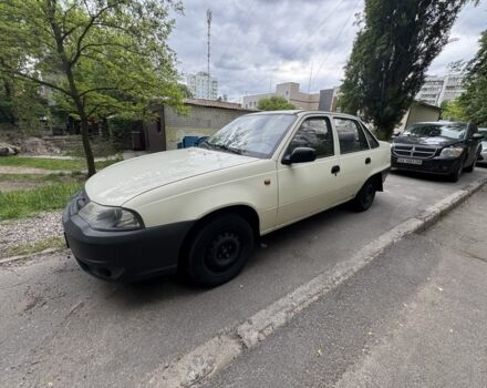 Белый Дэу Нексия, объемом двигателя 1.5 л и пробегом 153 тыс. км за 1500 $, фото 1 на Automoto.ua