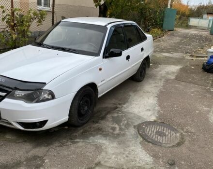 Деу Нексія 2011 у Бердичеве на Automoto.ua Білий Деу Нексія, об'ємом двигуна 0 л та пробігом 280 тис. км за 2250 $, фото 2 на Automoto.ua