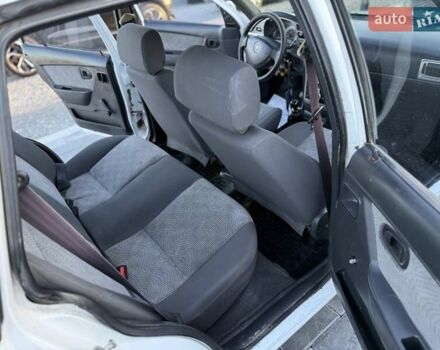 Белый Дэу Нексия, объемом двигателя 1.6 л и пробегом 150 тыс. км за 1650 $, фото 44 на Automoto.ua