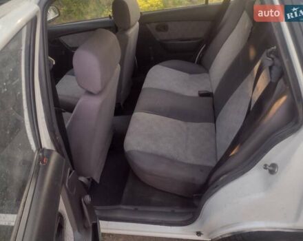 Дэу Нексия 2012 в Полтаве на Automoto.ua Белый Дэу Нексия, объемом двигателя 1.6 л и пробегом 88 тыс. км за 2000 $, фото 4 на Automoto.ua