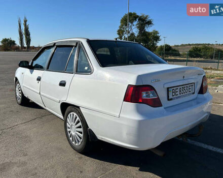 Белый Дэу Нексия, объемом двигателя 1.5 л и пробегом 155 тыс. км за 2300 $, фото 5 на Automoto.ua