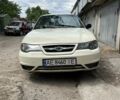 Белый Дэу Нексия, объемом двигателя 1.5 л и пробегом 265 тыс. км за 1400 $, фото 1 на Automoto.ua