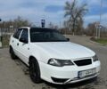 Белый Дэу Нексия, объемом двигателя 1.5 л и пробегом 210 тыс. км за 2400 $, фото 1 на Automoto.ua