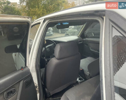 Белый Дэу Нексия, объемом двигателя 1.6 л и пробегом 145 тыс. км за 2000 $, фото 4 на Automoto.ua