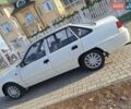 Белый Дэу Нексия, объемом двигателя 1.6 л и пробегом 321 тыс. км за 1600 $, фото 2 на Automoto.ua