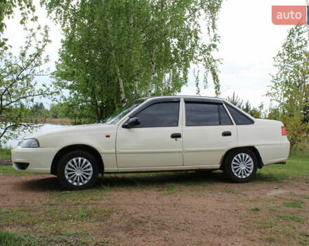 Белый Дэу Нексия, объемом двигателя 1.5 л и пробегом 140 тыс. км за 3450 $, фото 32 на Automoto.ua